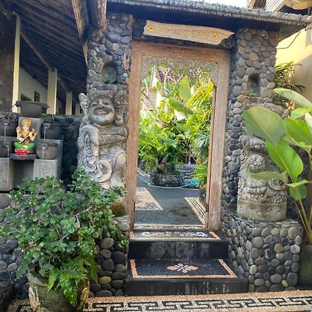 Krisna Homestay Canggu Eksteriør bilde