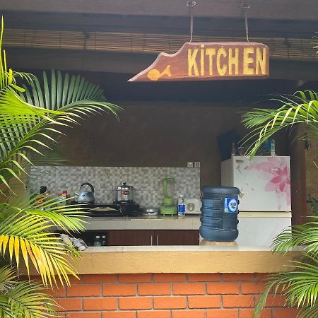 Krisna Homestay Canggu Eksteriør bilde